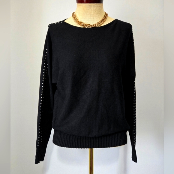 RIO & RIAN Soft Lightweight Black Sweater With Studded Sleeves. Size Small - Picture 1 of 11